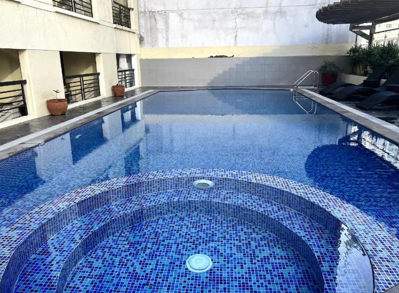 Poolside Family Room Greenbelt Makati Makati City Extérieur photo